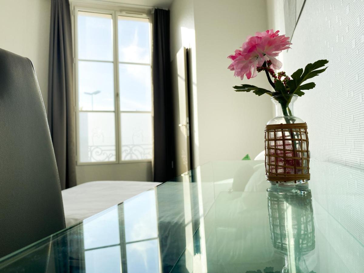 Colette Hotel Niort Luaran gambar